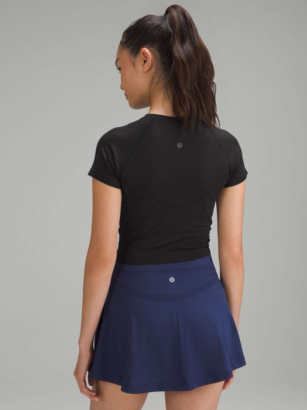 Lululemon Swiftly Tech Cropped Short-Sleeve Shirt 2.0 in Black Size 10 - Picture 4 of 13